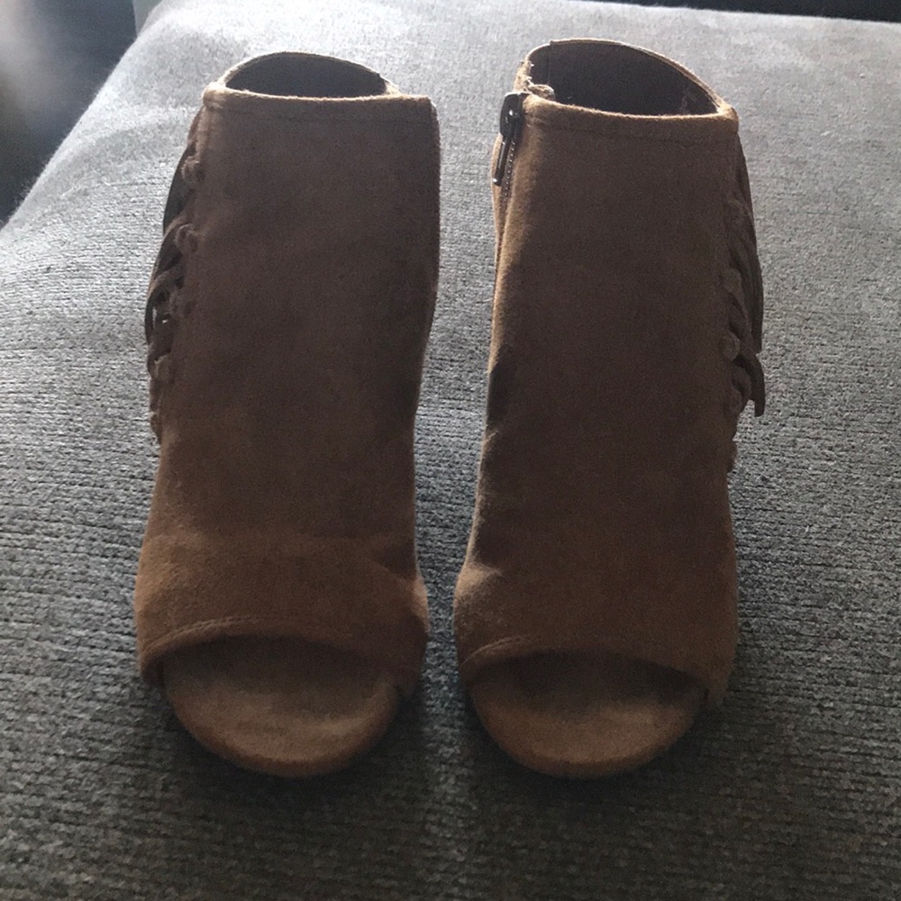 Fringe shoes